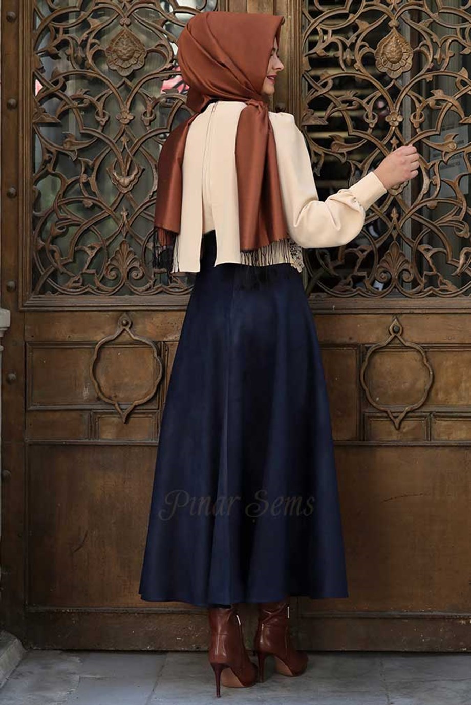 Pınar Şems Fiyonklu Süet Etek Lacivert