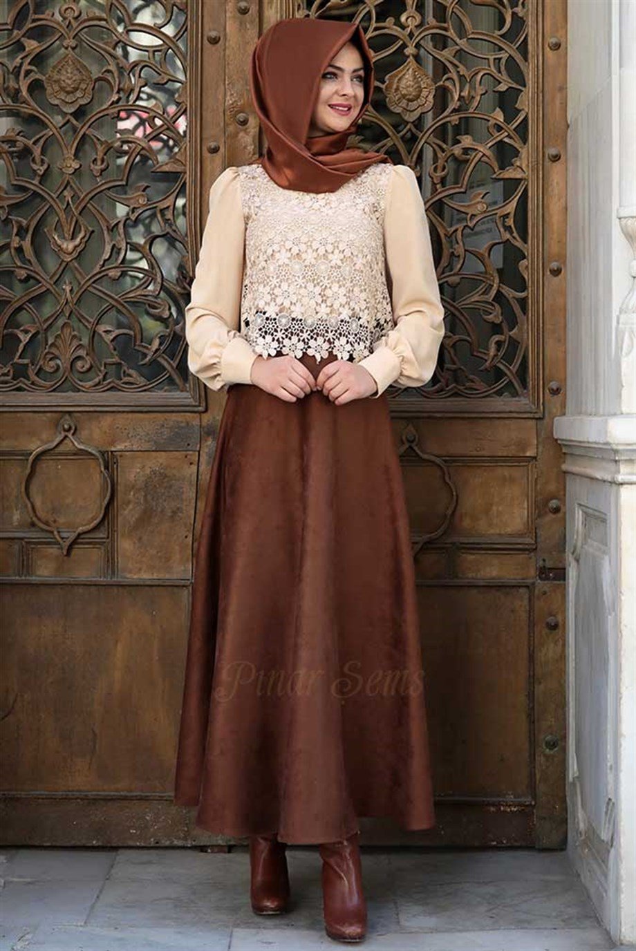 Pınar Şems Fiyonklu Süet Etek Taba