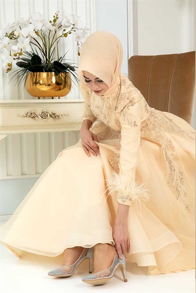 Pınar Şems Büşra Abiye Gold