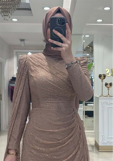 Pınar Şems Özdil Abiye Gül Kurusu