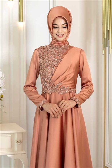 Pınar Şems Serra Abiye Somon