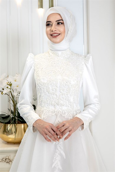 Pınar Şems Yeni Kübra Abiye Ekru