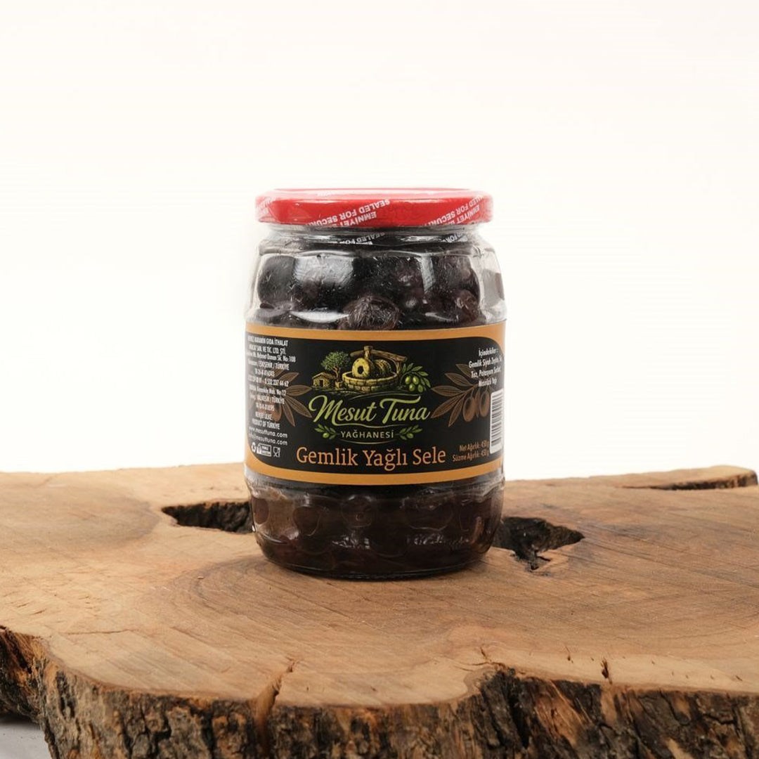 Gemlik Siyah Sele Zeytin 720 cc