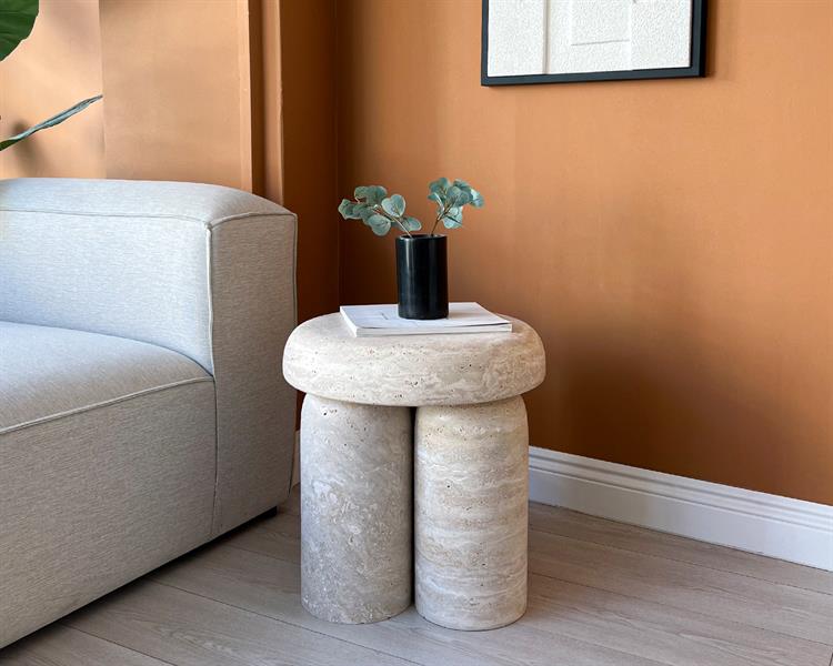 Faye-Table dappoint aspect pouf en travertin