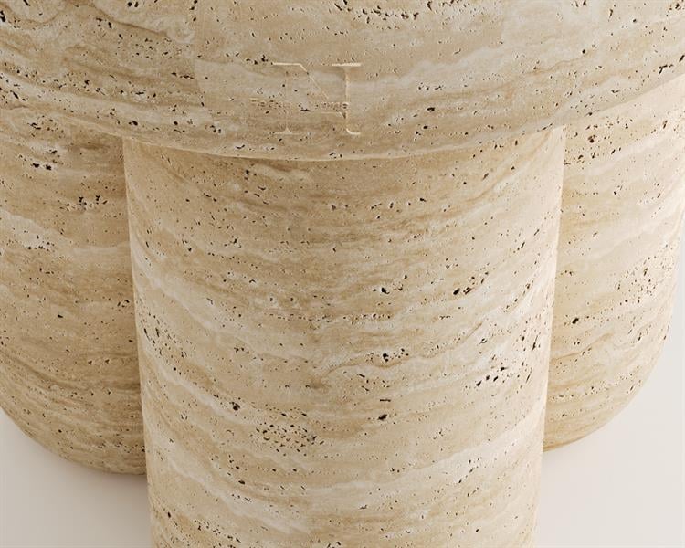 Faye-Table dappoint aspect pouf en travertin