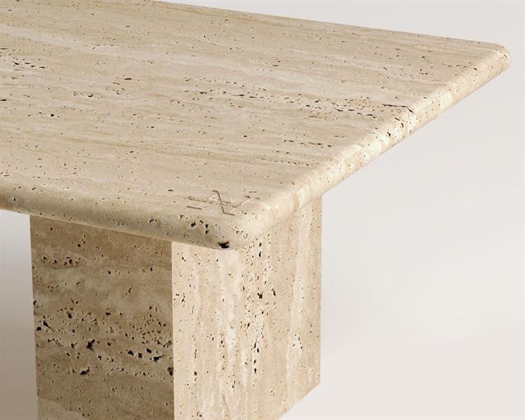 Venüs -Travertine coffee table