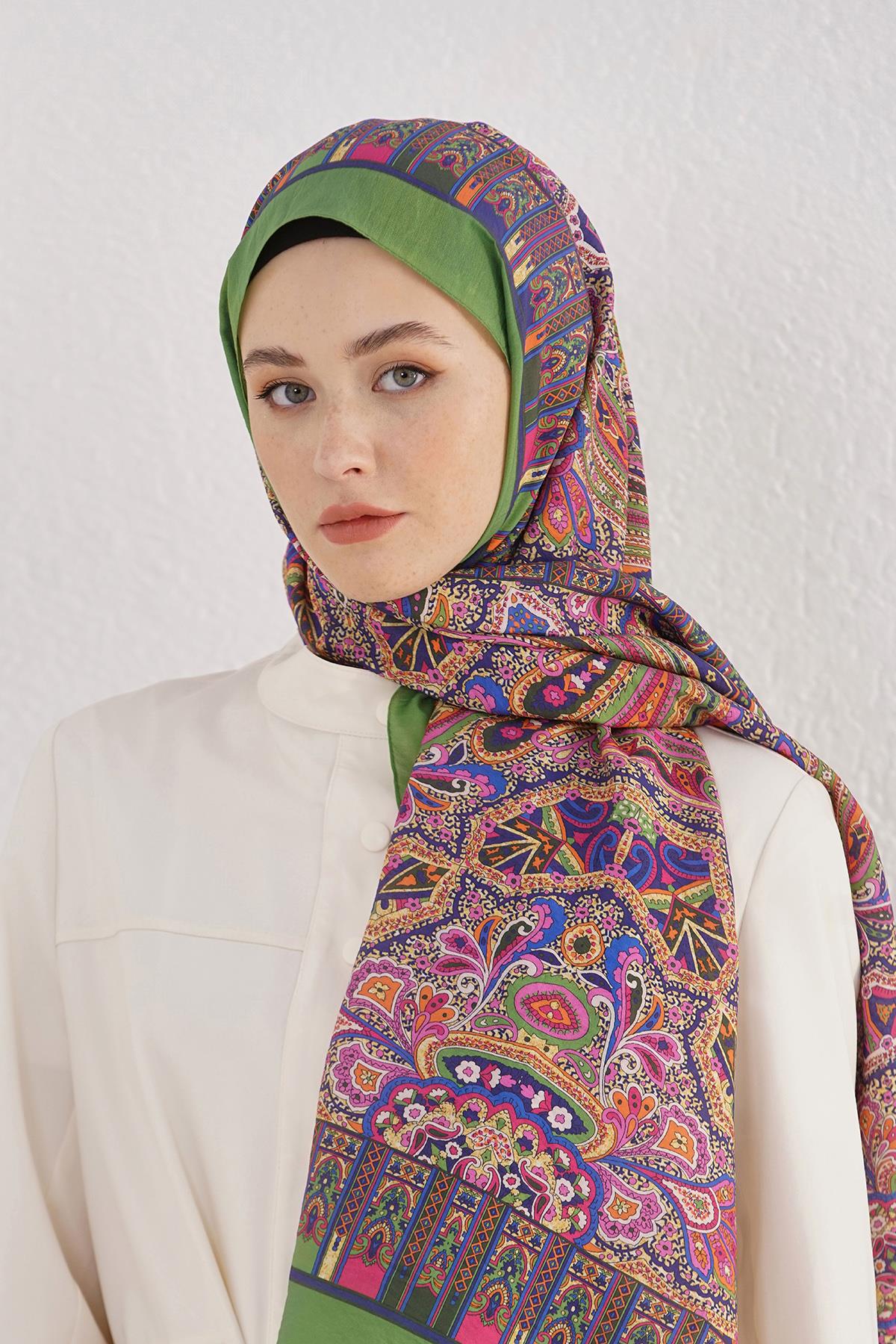 Loryan Scarf Diamond Şal - Diamond Harmony İpeksi Şal 4281 Benetton
