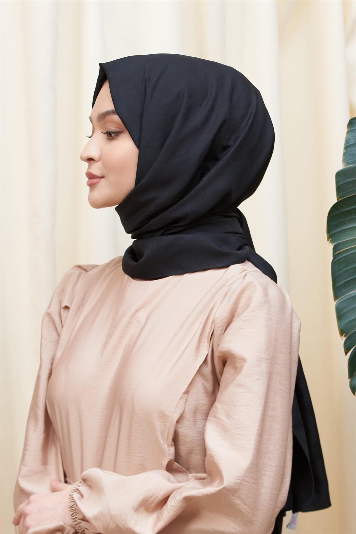 Loryan Scarf, Pamuklu, Tek Renk Kianna Jakarlı Şal Siyah