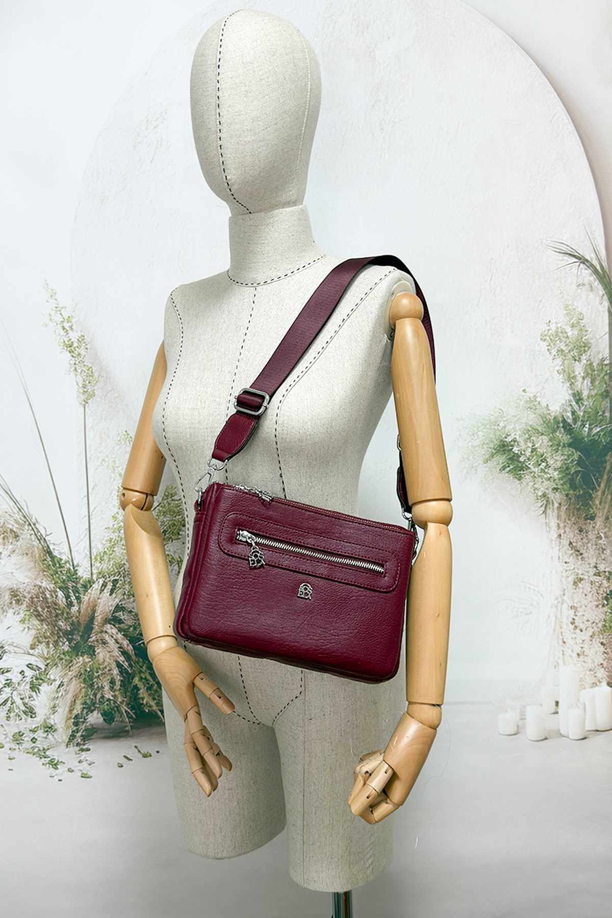 SOSELA 67-7175 Kadın Bordo Çapraz Askılı Çanta