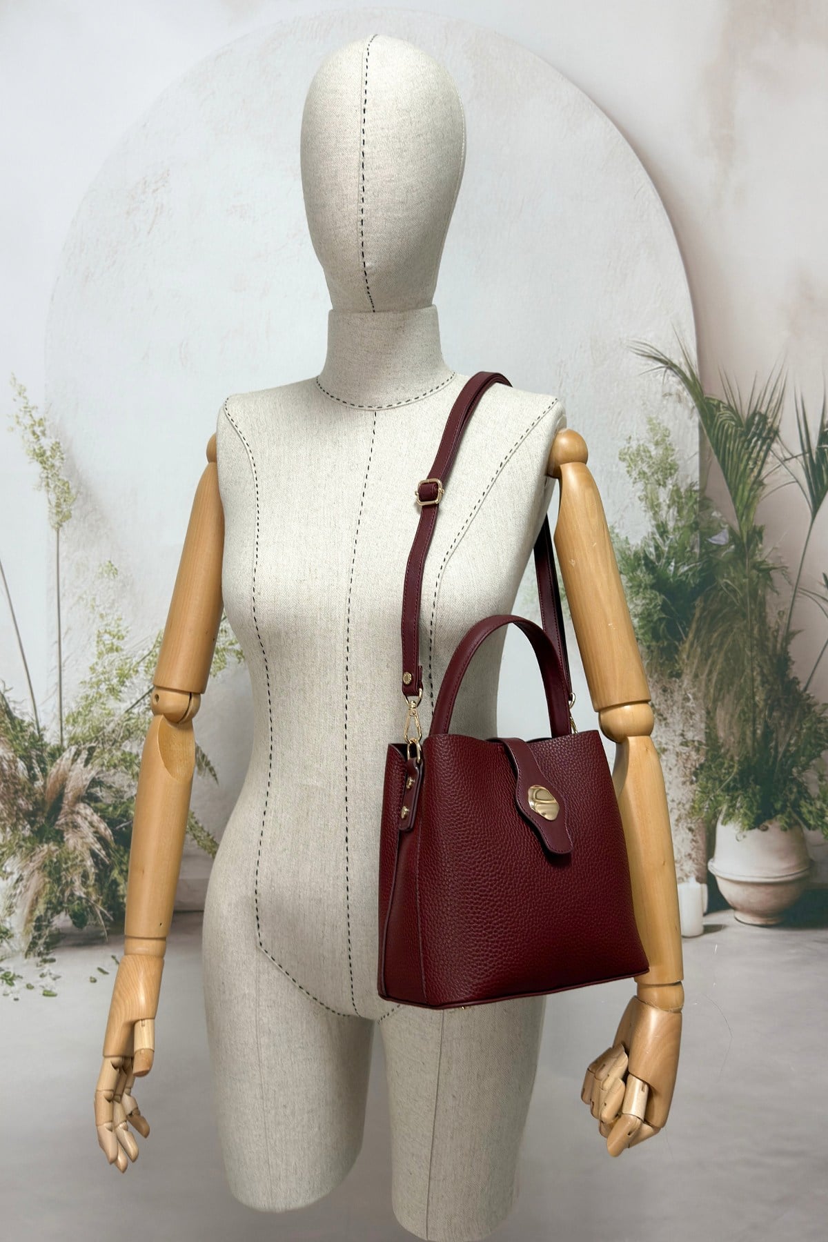 SOSELA 67-8135 Kadın Bordo Omuz Ve Kol Çanta