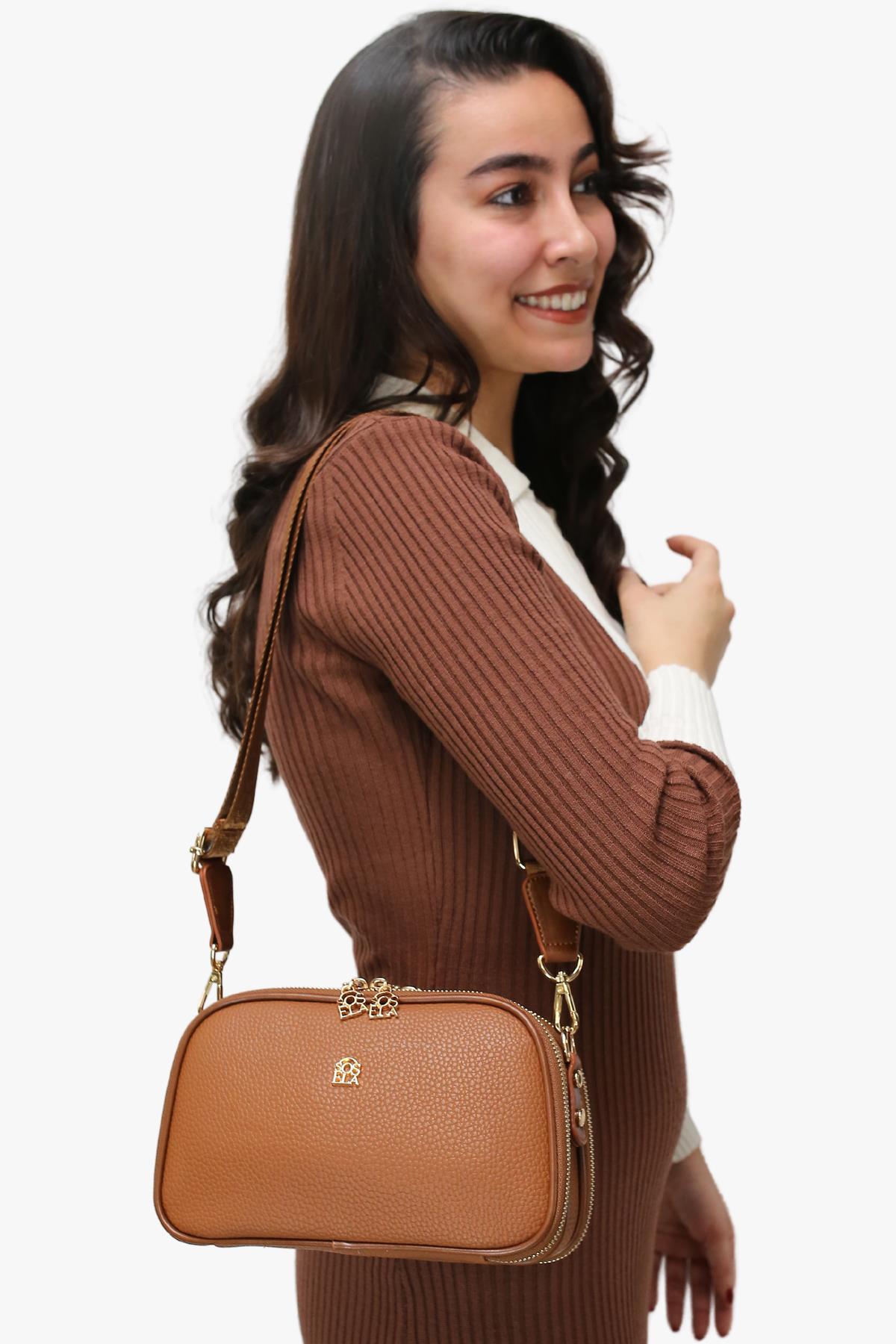 Sosela 67-7145 Herbert Kadın Taba Çapraz Askılı Çanta