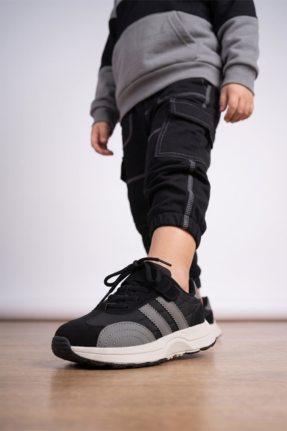 Pepino 2341 Çocuk Spor Ayakkabı Siyah - Füme