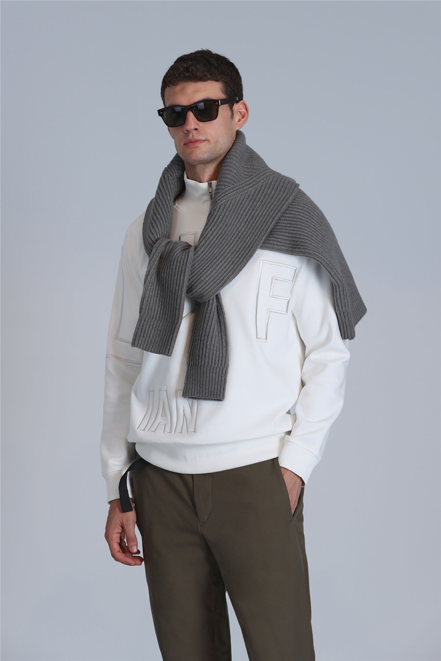 Lufian 112030131 Focus Erkek Sweatshirt Kırık Beyaz