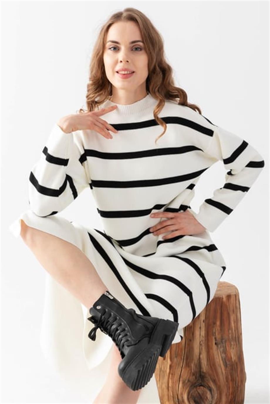 Çizgili Oversize Triko Elbise 71135