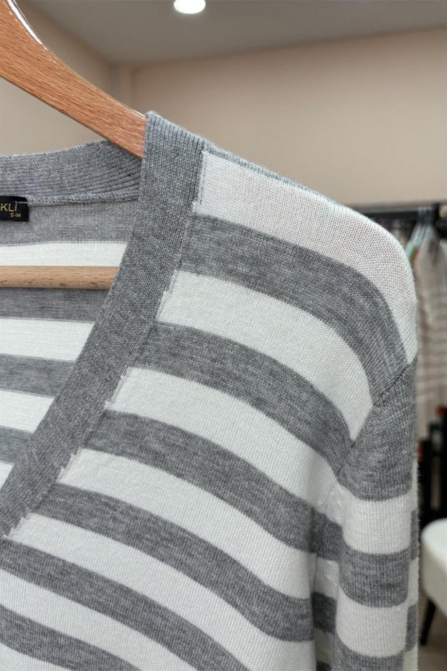 İnci Düğmeli Çizgili Triko Hırka 3108