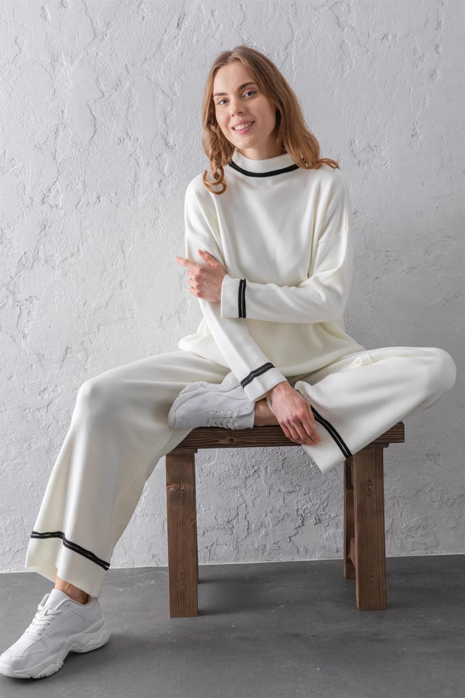 Yarım Balıkcı Alt Üst Triko Takım 23419