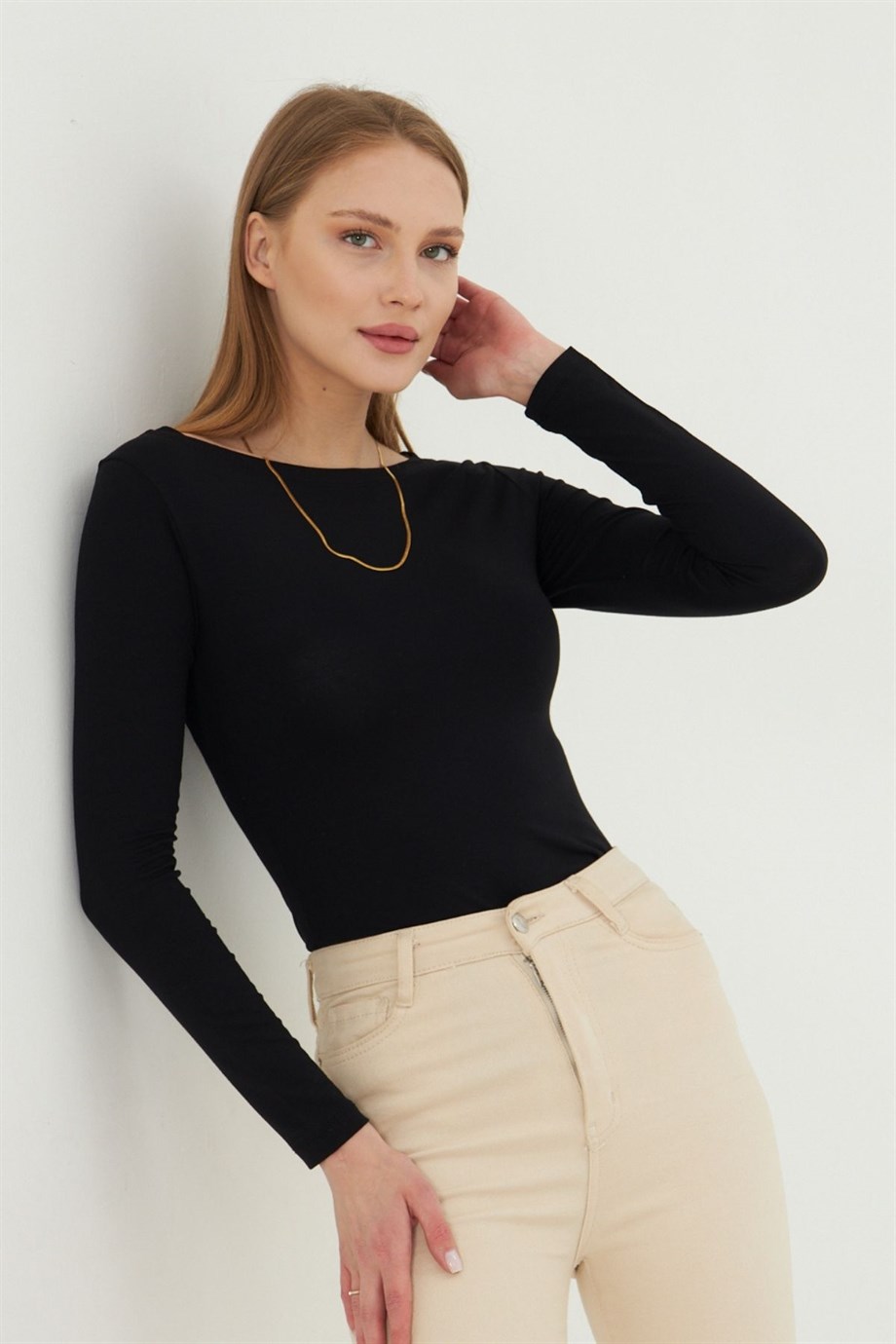 Kadın Kayık Yaka Basic Uzun Kollu Body Likralı Bluz  Viskon Body 160 Siyah
