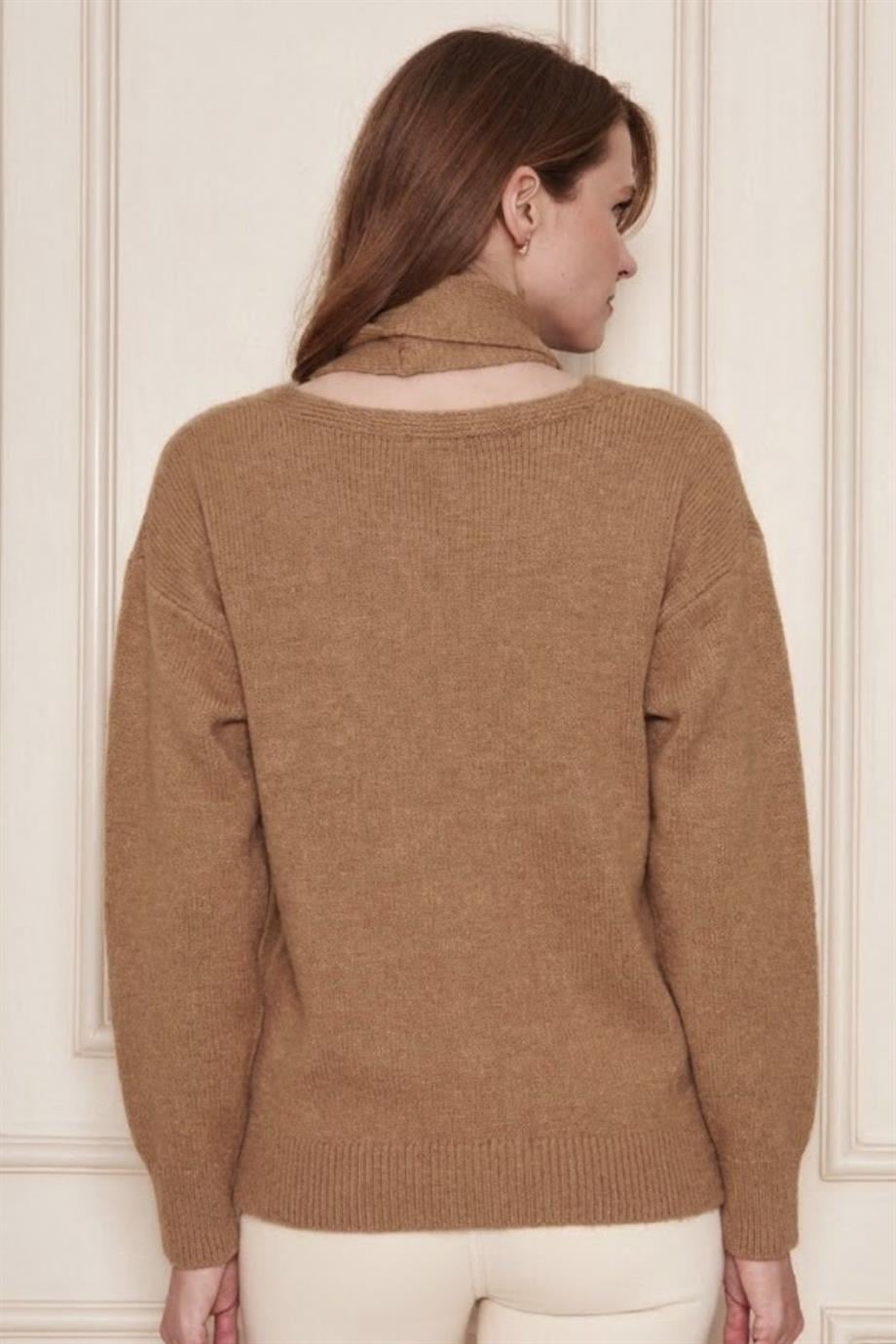 Kadın Yumuşak Dokulu V Yaka Oversize Yünlü Triko Kazak Atkı Takım 7141 Camel