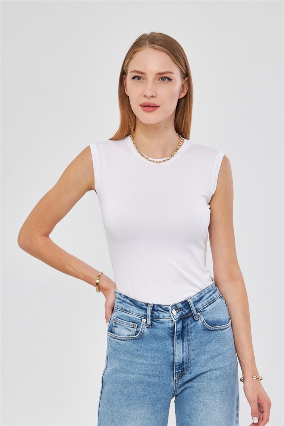 Sıfır Kol Bisiklet Yaka Badi Viskon Likralı Body 109 Beyaz