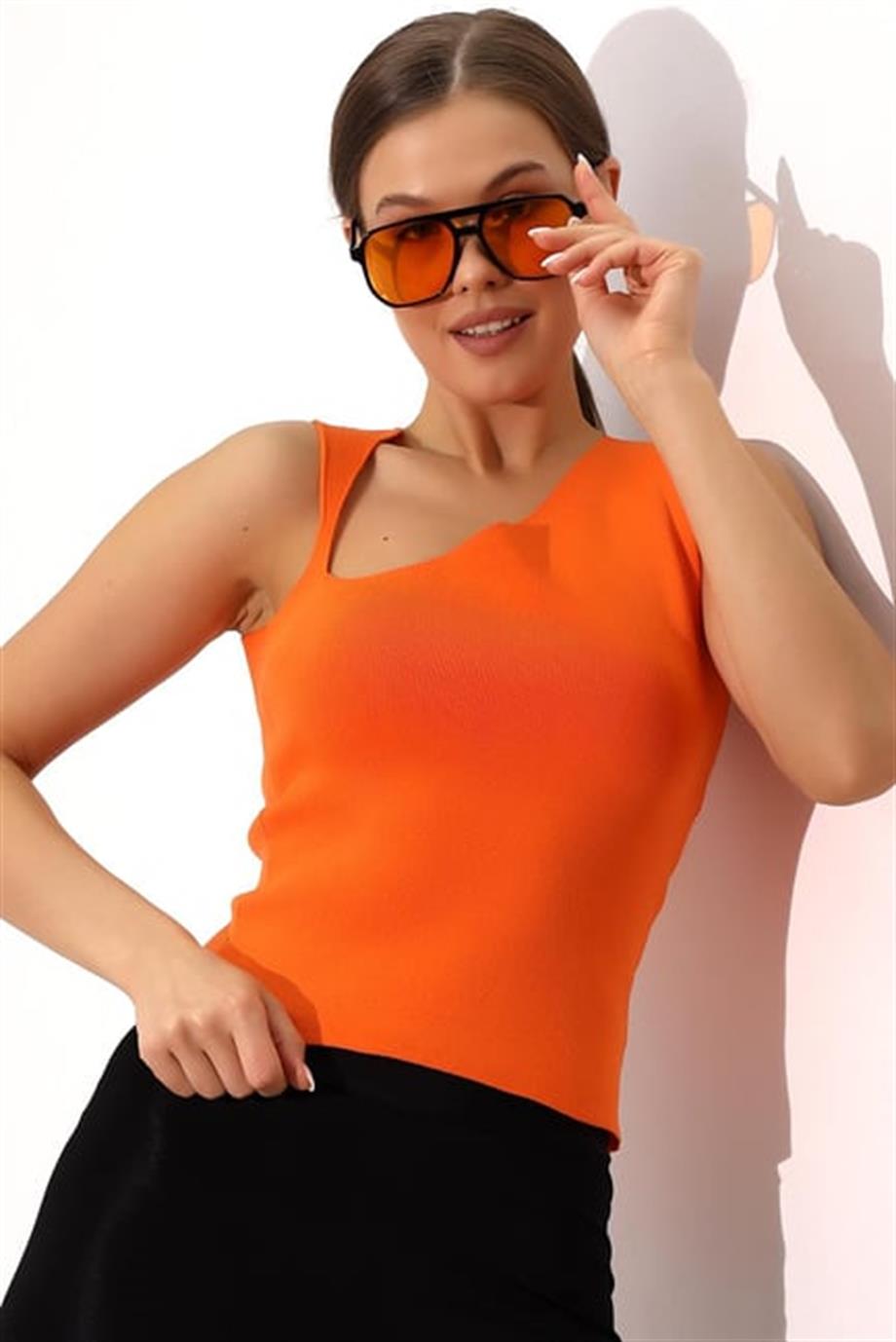 Yarım V Triko Atlet Bluz 1512