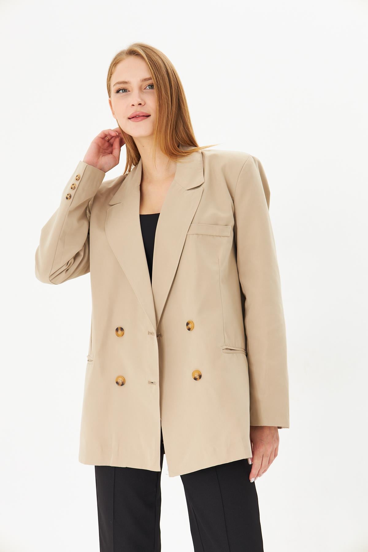 Kadın Düğmeli Oversize Blazer Ceket  2025-T0103