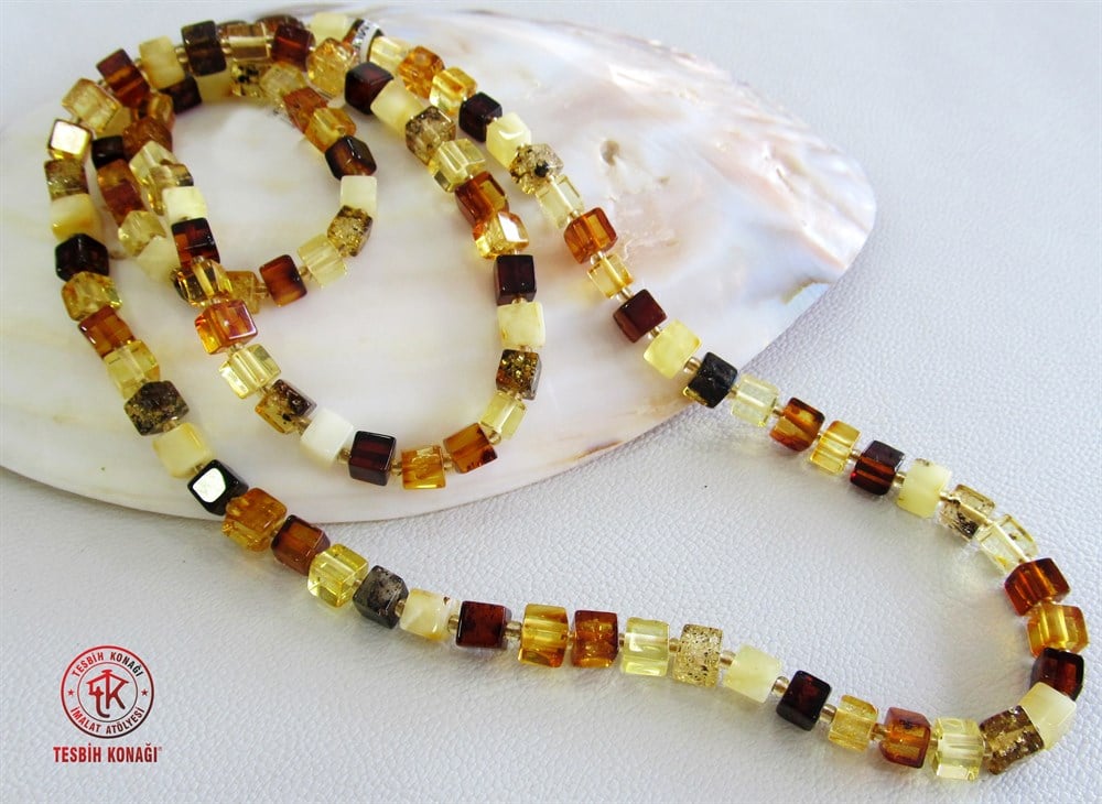 Damla Kehribar Kolye