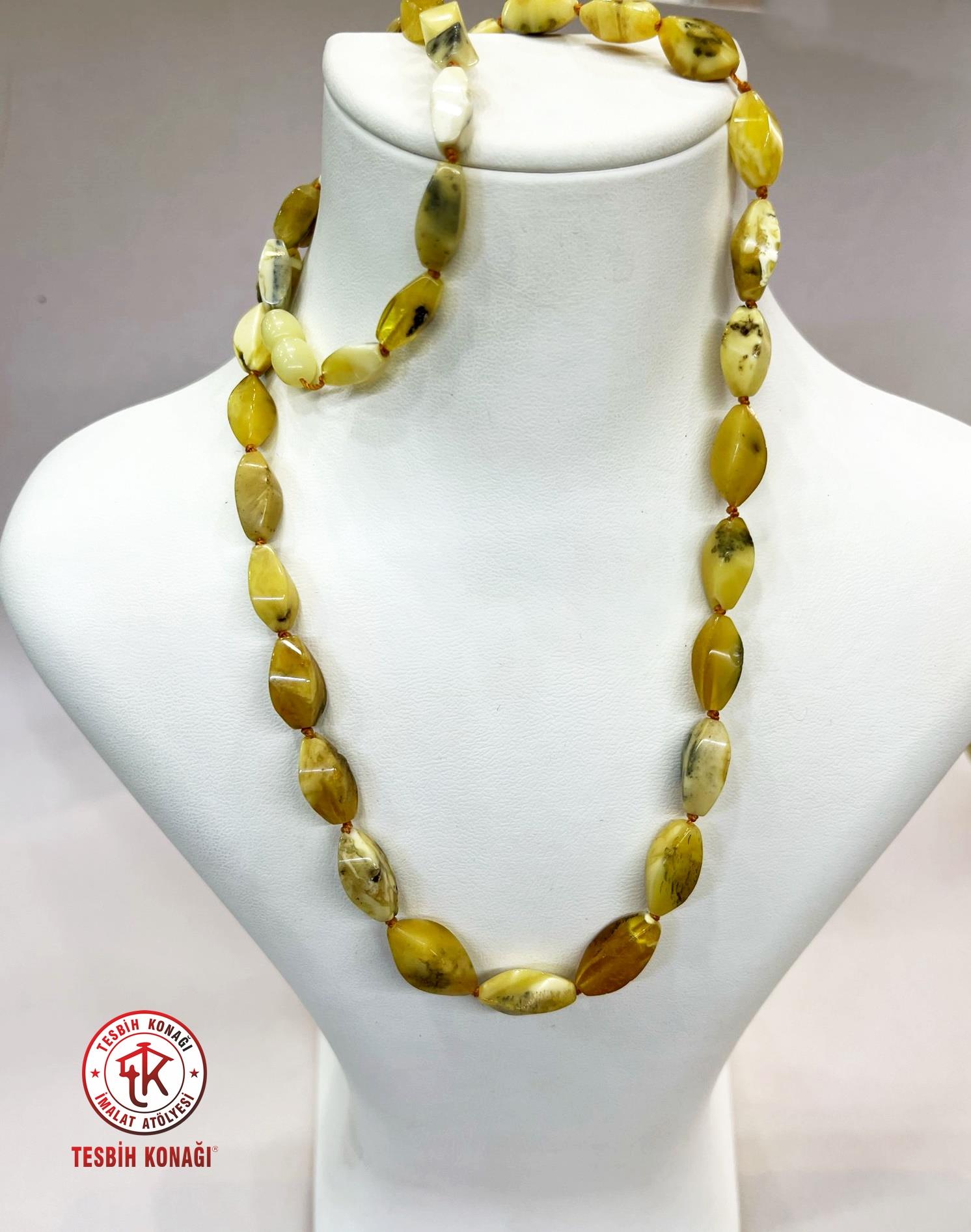 Damla Kehribar Kolye