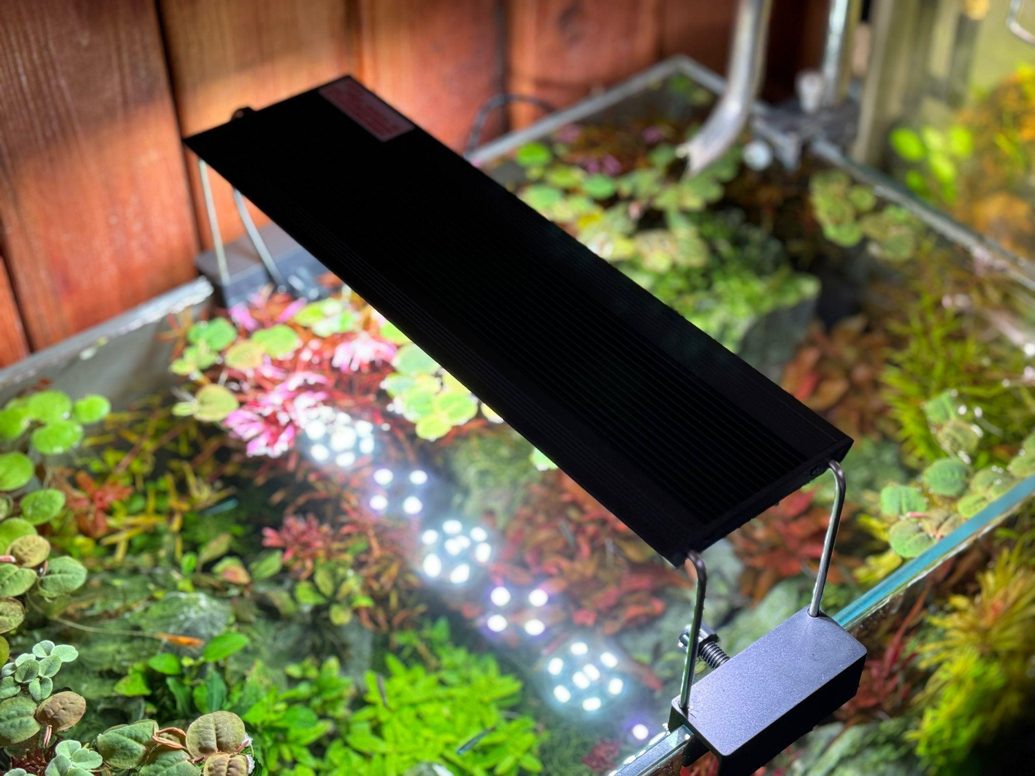YIKEDA FULL SPEKTRUM 16,8 W LED ARMATÜR (30-50 CM)