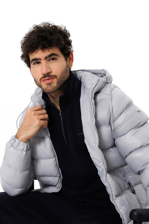 Escetic Açık Gri Sabit Kapüşonlu 3 Cepli Su İtici Rüzgar Geçirmez Erkek Şişme Mont 7093