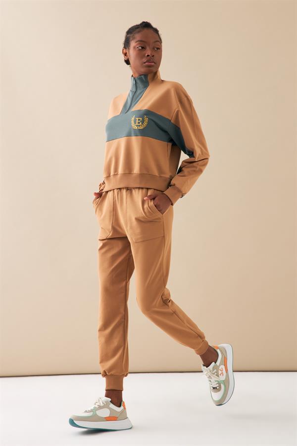 Escetic Açık Kahve Kadın Casual Dik Yaka Nefes Alan 2 İplik 4 Mevsim Spor Eşofman Takımı A3132