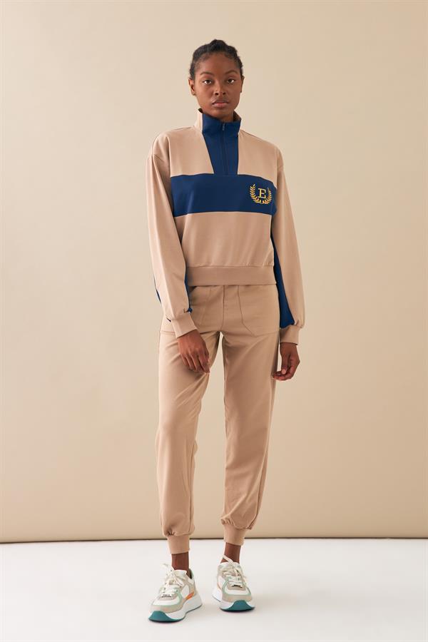 Escetic Bej Kadın Casual Dik Yaka Nefes Alan 2 İplik 4 Mevsim Spor Eşofman Takımı A3132