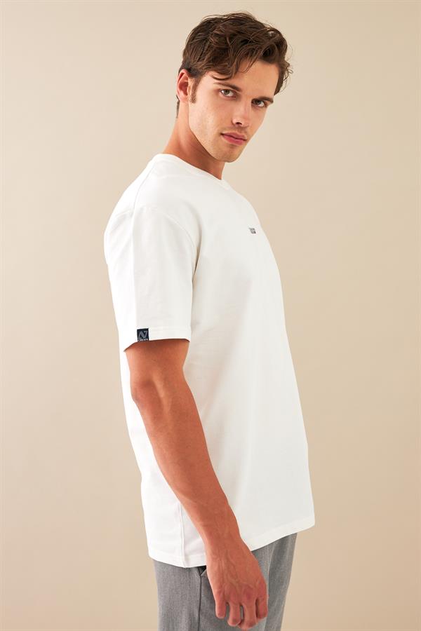 Escetic Erkek Beyaz Spor Baskılı O Yaka Nefes Alan %100 Pamuklu Kumaş Oversize T-Shirt T0078