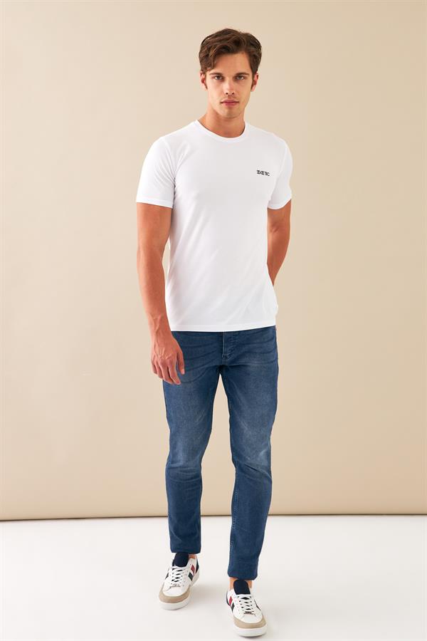 Escetic Erkek Beyaz Spor Sıfır Yaka Nefes Alan Merserize Pamuk Kumaş Slimfit T-Shirt T0095