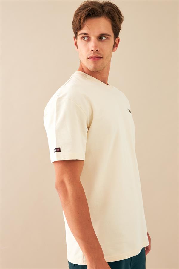 Escetic Erkek Ekru Spor Baskılı O Yaka Nefes Alan %100 Pamuklu Kumaş Oversize T-Shirt T0089