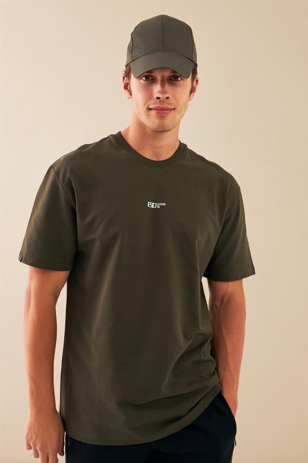 Escetic Erkek Haki Spor Baskılı O Yaka Nefes Alan %100 Pamuklu Kumaş Oversize T-Shirt T0078