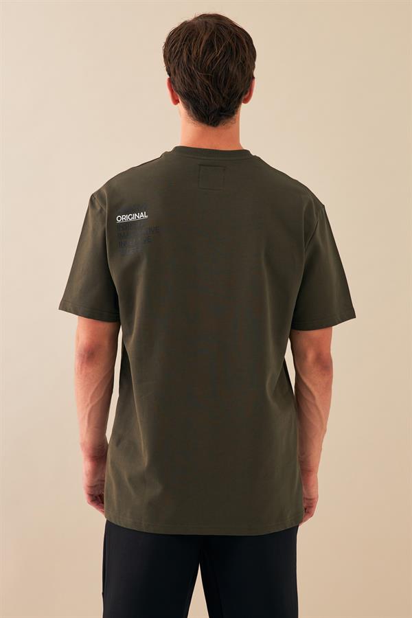 Escetic Erkek Haki Spor Baskılı O Yaka Nefes Alan %100 Pamuklu Kumaş Oversize T-Shirt T0070
