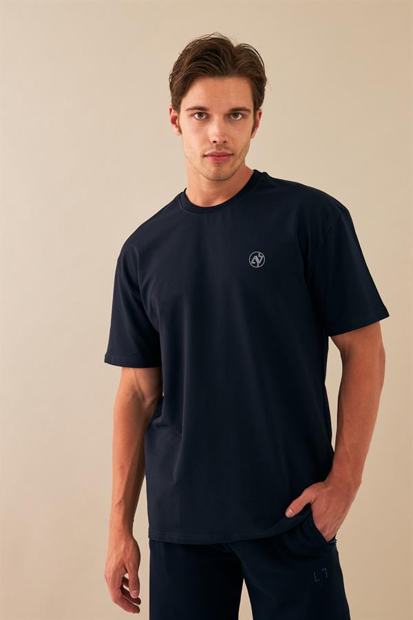 Escetic Erkek Lacivert Spor Baskılı O Yaka Nefes Alan %100 Pamuklu Kumaş Oversize T-Shirt T0086