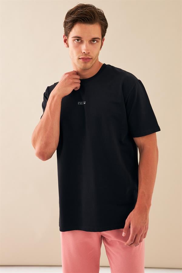 Escetic Erkek Lacivert Spor Baskılı O Yaka Nefes Alan %100 Pamuklu Kumaş Oversize T-Shirt T0078