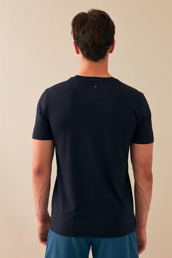 Escetic Erkek Lacivert Spor Sıfır Yaka Nefes Alan Penye Modal Kumaş Slimfit T-Shirt T0083