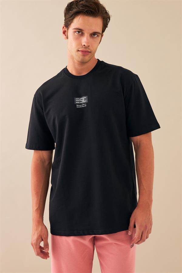 Escetic Erkek Siyah Spor Baskılı O Yaka Nefes Alan %100 Pamuklu Kumaş Oversize T-Shirt T0070