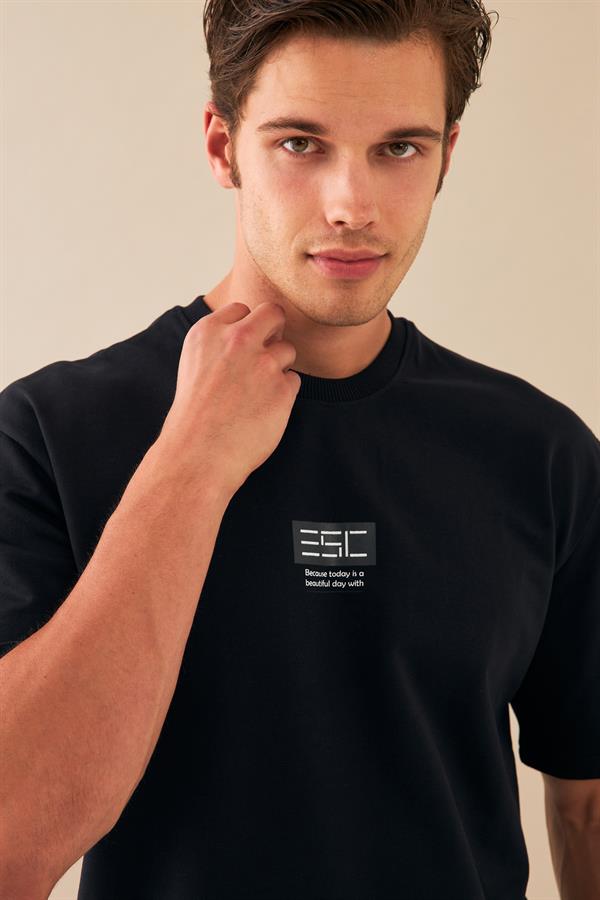 Escetic Erkek Siyah Spor Baskılı O Yaka Nefes Alan %100 Pamuklu Kumaş Oversize T-Shirt T0070