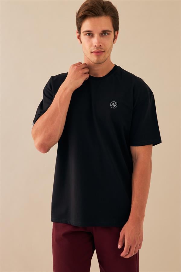 Escetic Erkek Siyah Spor Baskılı O Yaka Nefes Alan %100 Pamuklu Kumaş Oversize T-Shirt T0086