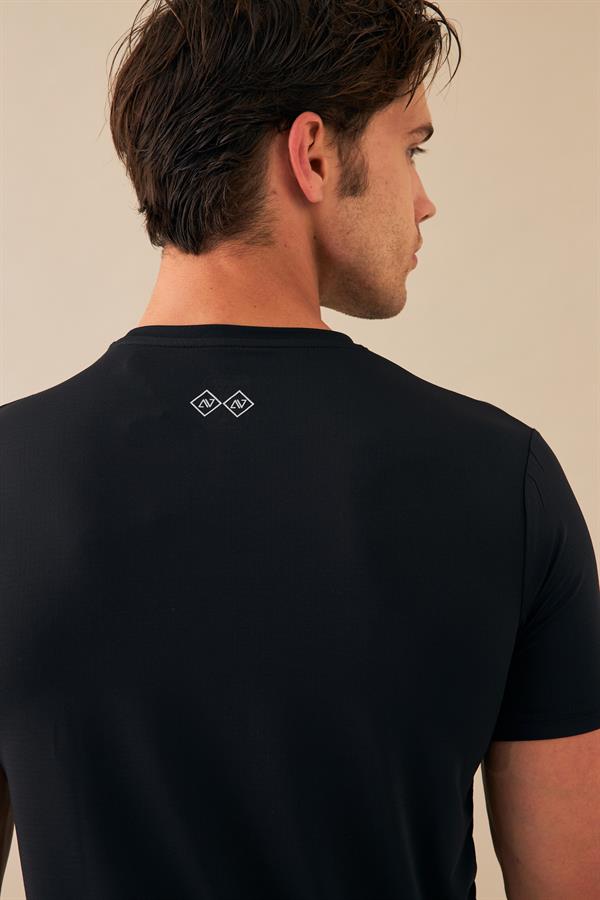 Escetic Erkek Siyah Spor Sıfır Yaka Nefes Alan Mini Jakar Kumaş Slimfit T-Shirt T0087