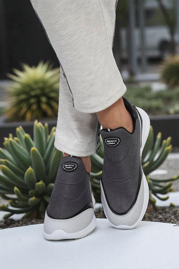 Escetic Füme Beyaz Erkek Sneaker, Nefes Alabilen Erkek Spor Ayakkabı, Hafif Yürüyüş Ayakkabısı AY0003