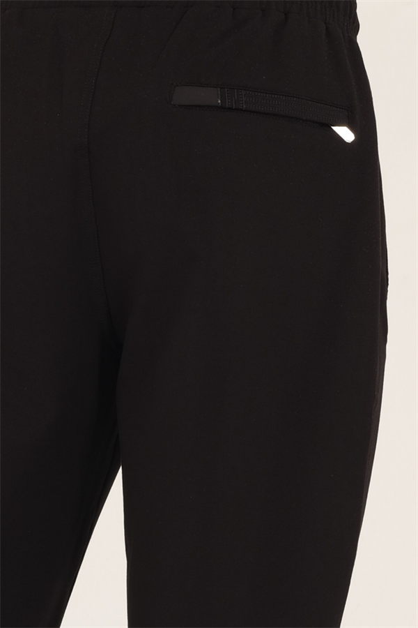 Escetic Siyah Erkek Rahat Kalıp Nefes Alabilen 2 İplik Kumaş 4 Mevsim Spor Eşofman Altı B1073