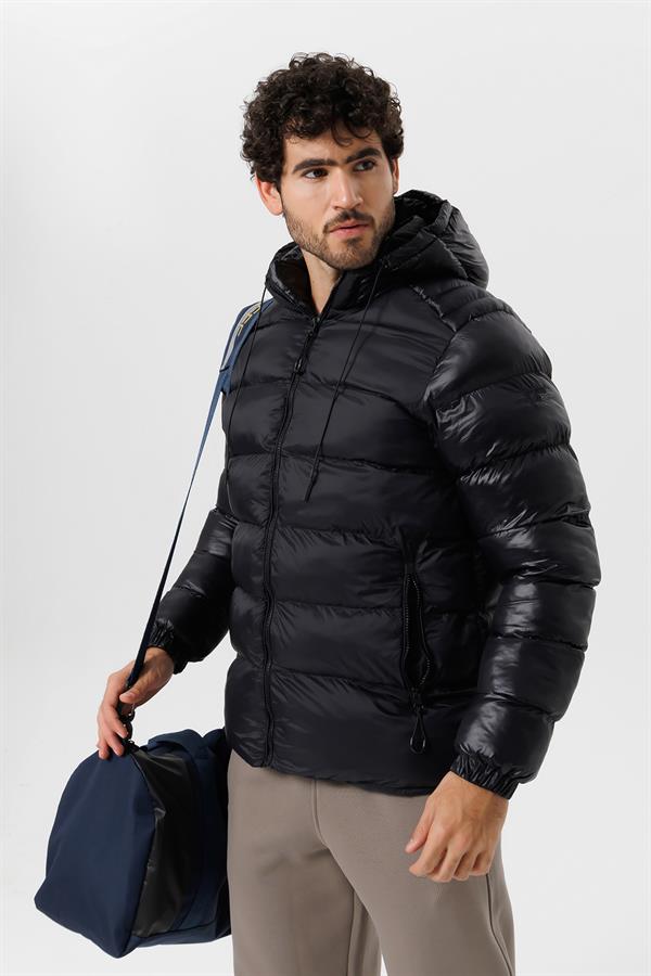 Escetic Siyah Sabit Kapüşonlu 3 Cepli Su İtici Rüzgar Geçirmez Erkek Şişme Mont 7093