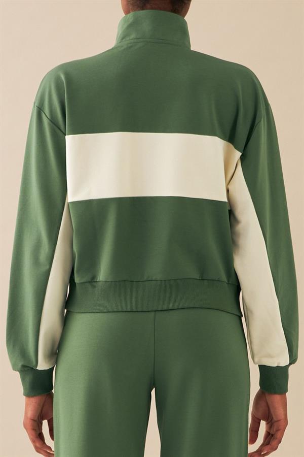 Escetic Yeşil Kadın Casual Dik Yaka Nefes Alan 2 İplik 4 Mevsim Spor Eşofman Takımı A3132