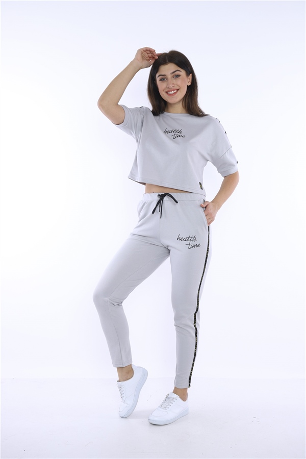 Escetic Gri Kadın Baskı Şerit Detaylı ABD Pike Nefes Alan T-shirt Takım A3000