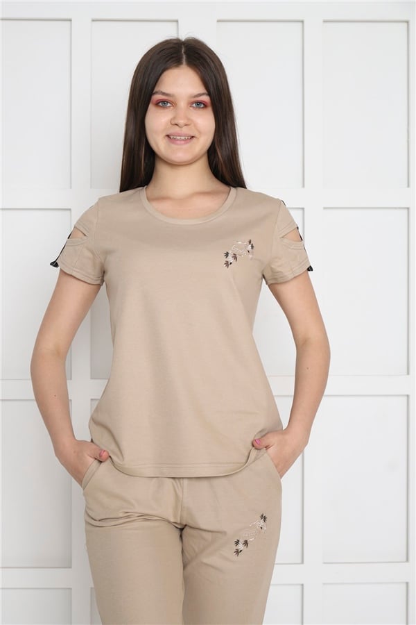 Escetic Koyu Bej Kadın Nakış Detaylı ABD Pike Nefes Alan T-shirt Takım A3068