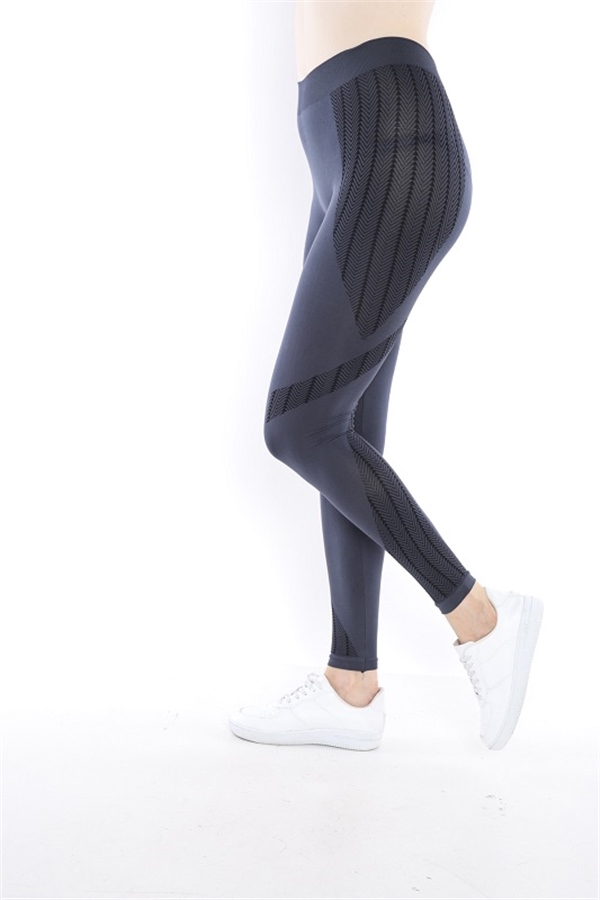 Escetic Orta Gri Kadın Ekstra Esnek Ve Yumuşak Nefes Alabilen Spor Kısa Tayt 0138